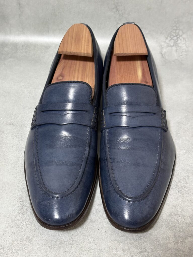 メンテナンス後のランバンのローファー（ツヤが出て綺麗に仕上がった状態）
